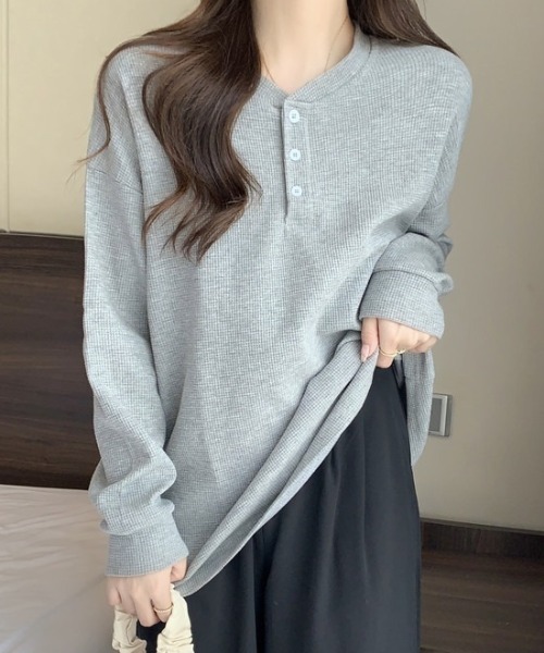 SHEPP(シープ)の「ルーズワッフルヘンリーネックロンT(Tシャツ/カットソー・レディース・ホワイト/ブラック/グレー・L/M)」の14枚目の写真