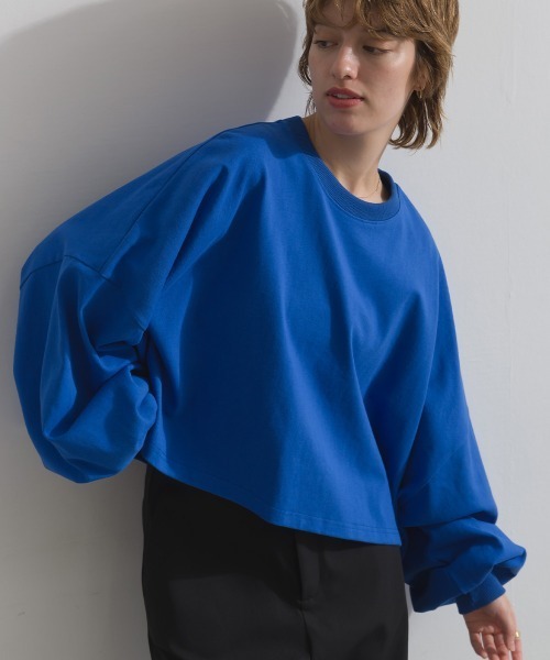 enhaut(アンオート)の「OE天竺 ワイドボリューム クロップド Tシャツ ロンT 長袖(Tシャツ/カットソー・レディース・ブラック/杢グレー/ブルー/レッド・FREE)」の1枚目の写真