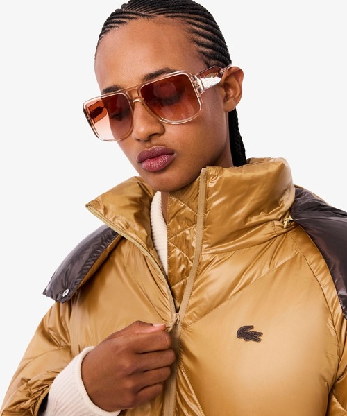 LACOSTE(ラコステ)の「オーバーサイズ撥水ナイロンダウンジャケット / フード取り外し可(ダウンジャケット/コート・レディース・キャメル・36/34/40/38)」の6枚目の写真