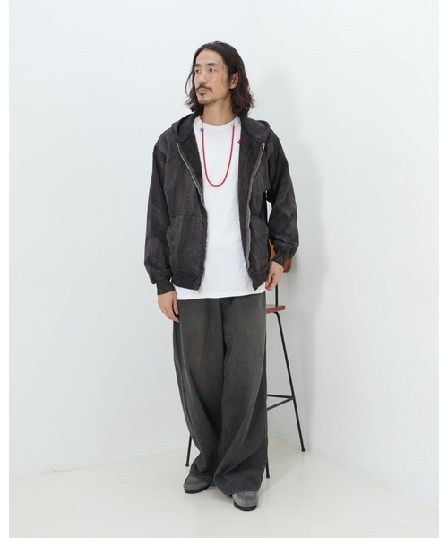 Stars Stripes(スターズストライプス)の「【NEO BLUE/ネオブルー】neo blue Tinted Charcoal Mud Wash Super Baggy Jeans/スーパーバギージーンズ ワイドデニム ゆったり ストリート 韓国ファッション ヴィンテージ加工(デニムパンツ・メンズ・スミクロ・36inch/34inch/32inch)」の3枚目の写真