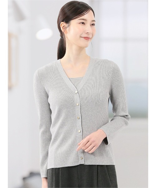 m.f.editorial(エムエフエディトリアル)の「【ハンドウォッシャブル】m.f.エディトリアルレディース ラメリブ Vネック ニットカーディガン(カーディガン/ボレロ・レディース・ベージュ/ライトグレー/ブラック/レッド・LARGE/MEDIUM)」の1枚目の写真