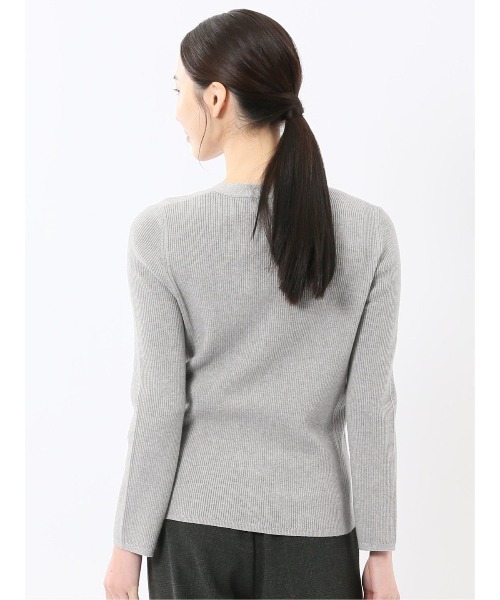 m.f.editorial(エムエフエディトリアル)の「【ハンドウォッシャブル】m.f.エディトリアルレディース ラメリブ Vネック ニットカーディガン(カーディガン/ボレロ・レディース・ベージュ/ライトグレー/ブラック/レッド・LARGE/MEDIUM)」の9枚目の写真