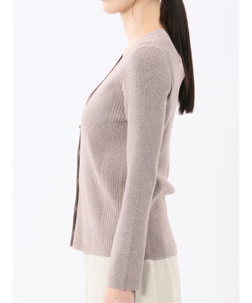 m.f.editorial(エムエフエディトリアル)の「【ハンドウォッシャブル】m.f.エディトリアルレディース ラメリブ Vネック ニットカーディガン(カーディガン/ボレロ・レディース・ベージュ/ライトグレー/ブラック/レッド・LARGE/MEDIUM)」の19枚目の写真