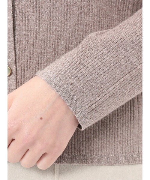 m.f.editorial(エムエフエディトリアル)の「【ハンドウォッシャブル】m.f.エディトリアルレディース ラメリブ Vネック ニットカーディガン(カーディガン/ボレロ・レディース・ベージュ/ライトグレー/ブラック/レッド・LARGE/MEDIUM)」の6枚目の写真