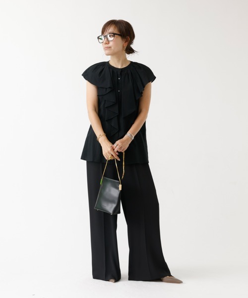 DESIGNWORKS(デザインワークス)の「フロントラッフルブラウス(シャツ/ブラウス・レディース・ブラック/ネイビー/ベージュ/ホワイト・フリー)」の6枚目の写真