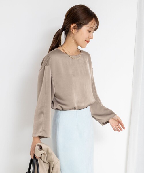 NOLLEY’S Sophi(ノーリーズソフィ)の「ウォッシャブル2WAYサテンブラウス(シャツ/ブラウス・レディース・カーキ/オフホワイト・38/36)」の4枚目の写真