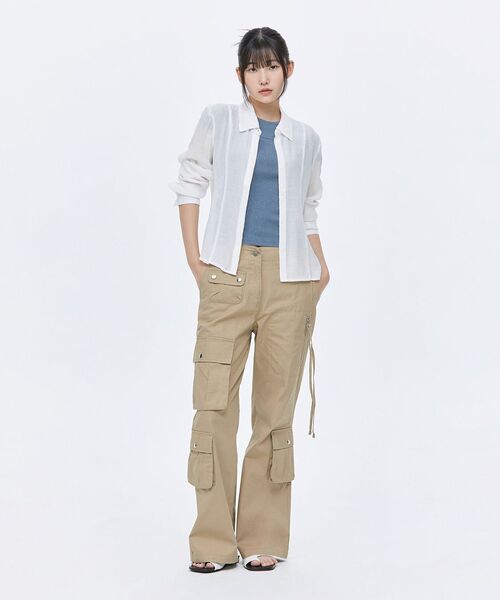 MUSINSA STANDARD WOMAN（ムシンサスタンダードウーマン）の「ウィメンズセミブーツカットユーティリティカーゴパンツ[ベージュ]（その他パンツ・レディース・その他・30/24/25/26/27/28/29）」の4枚目の写真