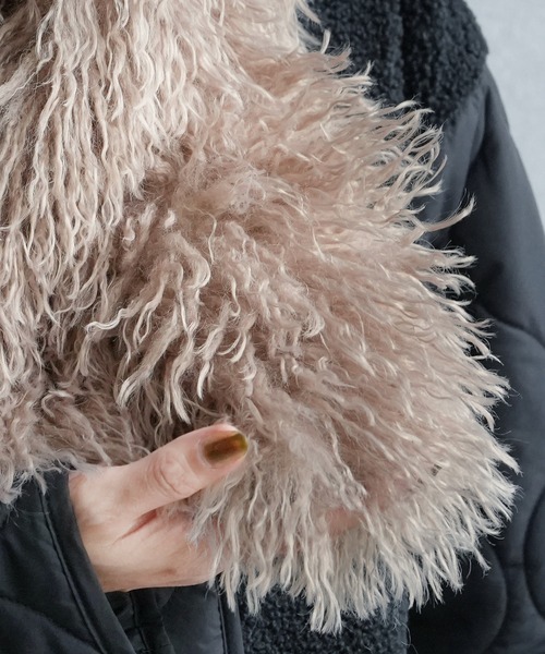 reca（レカ）の「フェイクファーティペット（マフラー・レディース・ダークブラウン/グレイッシュベージュ・ONE SIZE）」の9枚目の写真