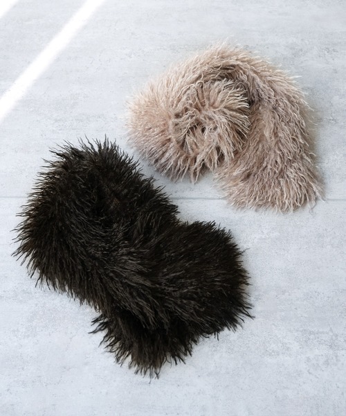 reca（レカ）の「フェイクファーティペット（マフラー・レディース・ダークブラウン/グレイッシュベージュ・ONE SIZE）」の12枚目の写真