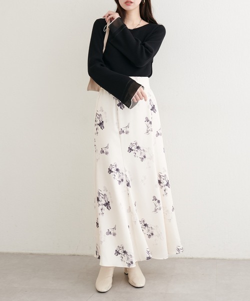 natural couture(ナチュラルクチュール)の「【WEB限定】袖口シアーフレアニット(ニット/セーター・レディース・グレー/オフホワイト/ブラック/ピンク/ミント・FREE)」の8枚目の写真