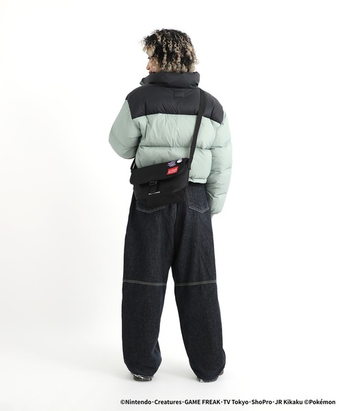 Manhattan Portage（マンハッタンポーテージ）の「NYLON MESSENGER BAG (XXS) FZP Pokemon 25（メッセンジャーバッグ・メンズ・ブラック・X-SMALL）」の4枚目の写真