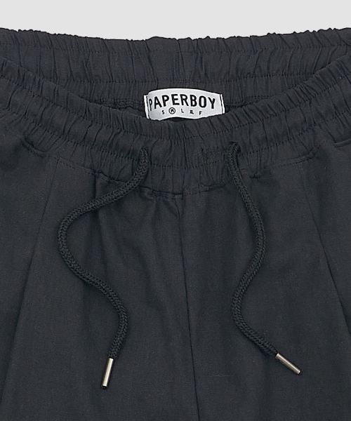 PAPERBOY(ペーパーボーイ)の「リネンバイオピンタックハーフパンツ-ブラック(その他パンツ・レディース・その他・MEDIUM/LARGE/X-LARGE/SMALL)」の6枚目の写真
