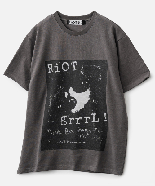 VASTIC(バスティック)の「リオットTシャツ_チャコール(Tシャツ/カットソー・メンズ・その他・MEDIUM/LARGE/X-LARGE)」の1枚目の写真