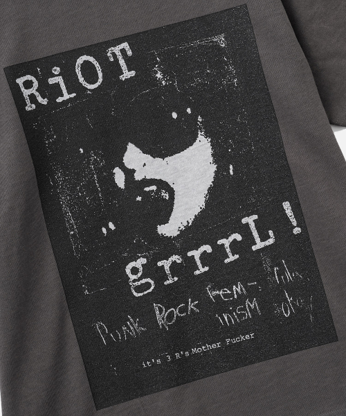 VASTIC(バスティック)の「リオットTシャツ_チャコール(Tシャツ/カットソー・メンズ・その他・MEDIUM/LARGE/X-LARGE)」の5枚目の写真