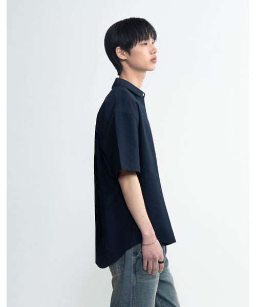 WORK ON BODY OFF（ワークオンボディオフ）の「ノマド オーバーサイズ オックスフォード 半袖シャツ [ネイビー]（シャツ/ブラウス・レディース・ネイビー・X-LARGE/LARGE/MEDIUM）」の3枚目の写真
