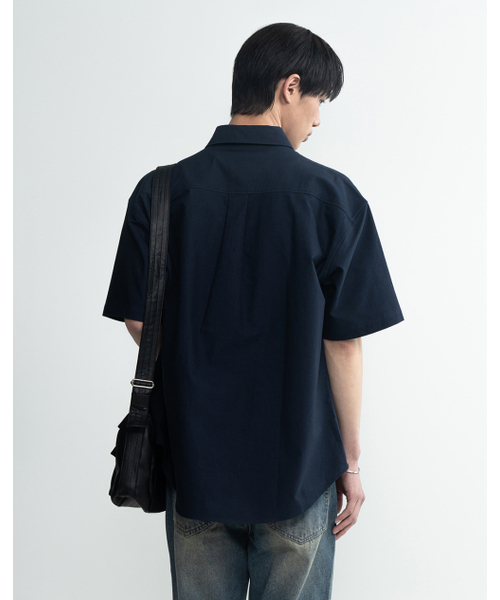 WORK ON BODY OFF（ワークオンボディオフ）の「ノマド オーバーサイズ オックスフォード 半袖シャツ [ネイビー]（シャツ/ブラウス・レディース・ネイビー・X-LARGE/LARGE/MEDIUM）」の5枚目の写真