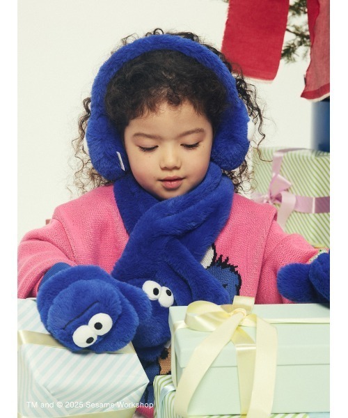 OUR KIND OF HOLIDAY】【KIDS】フェイスモチーフ イヤーマフ