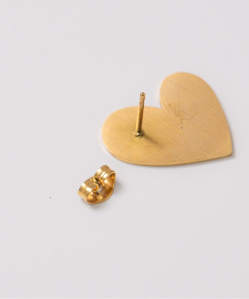 TONE SELECT GOODS（トーンセレクトグッズ）の「【Peony/ピオニー】/ステンレス　ミラーハートピアス（ピアス（両耳用）・レディース・ゴールド/シルバー・FREE）」の4枚目の写真