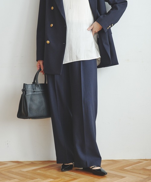 URBAN RESEARCH（アーバンリサーチ）の「タックストレートスラックス（スラックス・レディース・ブラック/ネイビー・40/36/38）」の13枚目の写真