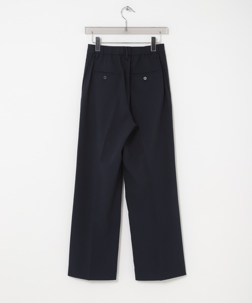 URBAN RESEARCH（アーバンリサーチ）の「タックストレートスラックス（スラックス・レディース・ブラック/ネイビー・40/36/38）」の20枚目の写真