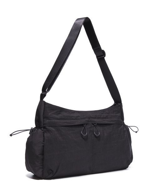 BUTDEEP(バッドディープ)の「036 CROSS BAG-BLACK(メッセンジャーバッグ・レディース・その他・FREE)」の1枚目の写真