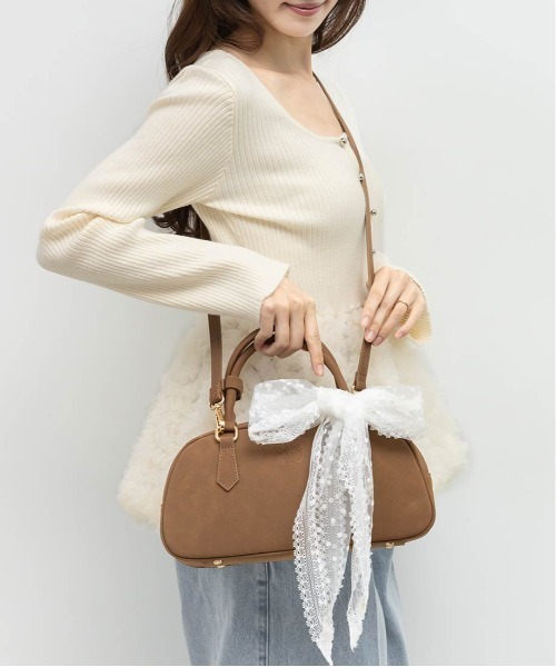 RANDA（ランダ）の「2WAY スカーフ付きエンボスロゴボストンバッグ（ハンドバッグ・レディース・ブラック/ブラウン/アイボリー・FREE）」の22枚目の写真