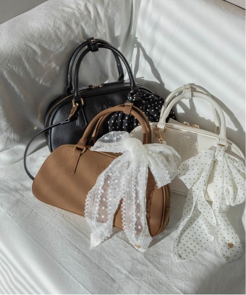 RANDA（ランダ）の「2WAY スカーフ付きエンボスロゴボストンバッグ（ハンドバッグ・レディース・ブラック/ブラウン/アイボリー・FREE）」の10枚目の写真