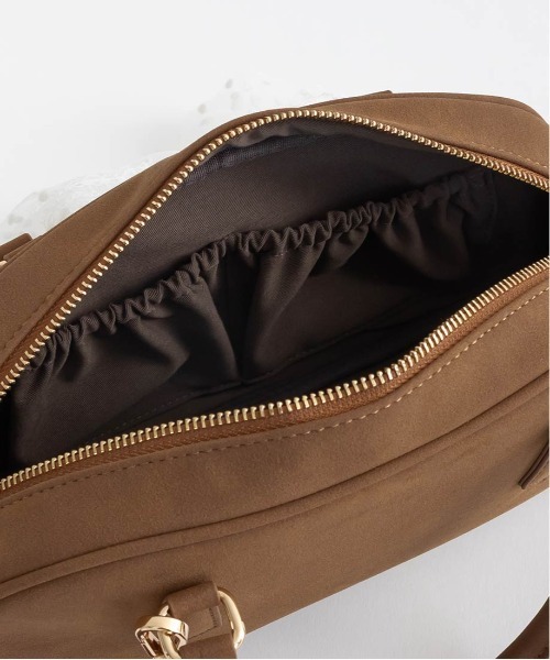 RANDA（ランダ）の「2WAY スカーフ付きエンボスロゴボストンバッグ（ハンドバッグ・レディース・ブラック/ブラウン/アイボリー・FREE）」の15枚目の写真