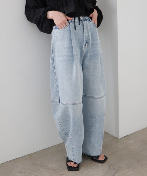 LIAN（リアン）の「コクーンデニムパンツ（デニムパンツ・レディース・ブラック/ブルー/ブルー系その他・SMALL/MEDIUM）」の21枚目の写真