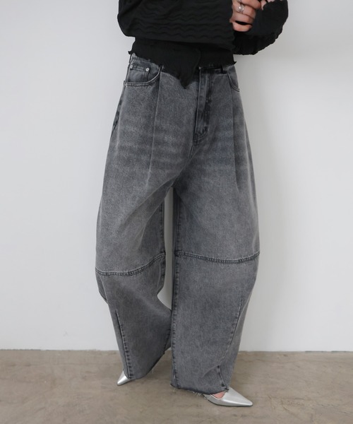 LIAN（リアン）の「コクーンデニムパンツ（デニムパンツ・レディース・ブラック/ブルー/ブルー系その他・SMALL/MEDIUM）」の7枚目の写真