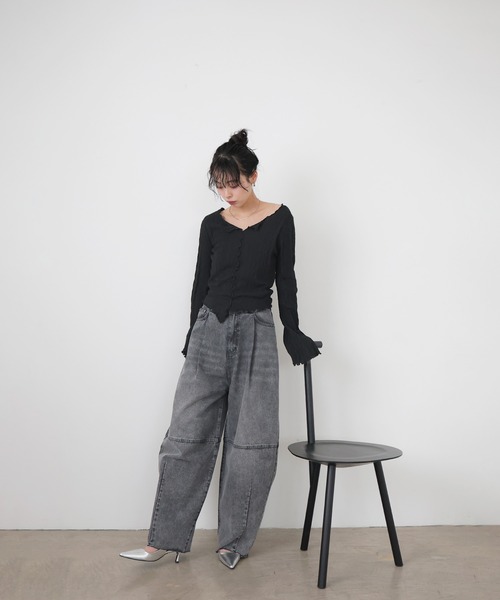 LIAN（リアン）の「コクーンデニムパンツ（デニムパンツ・レディース・ブラック/ブルー/ブルー系その他・SMALL/MEDIUM）」の8枚目の写真