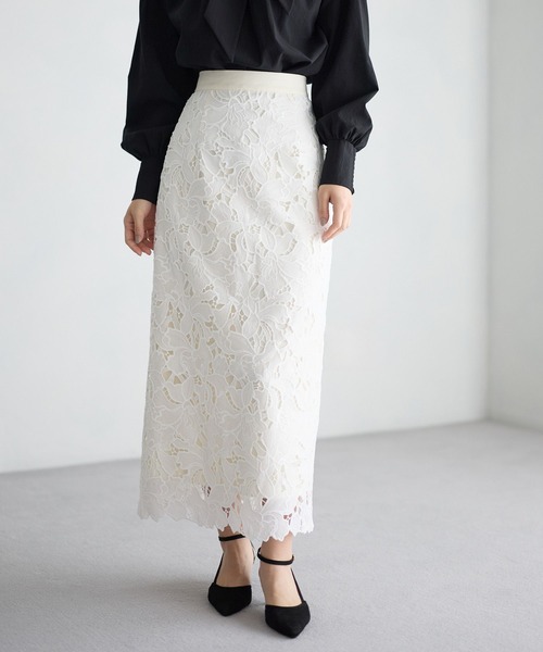 Andemiu（アンデミュウ）の「レースIラインスカート639088（スカート・レディース・ブラック/アイボリー/ピンクベージュ・SMALL/MEDIUM）」の2枚目の写真