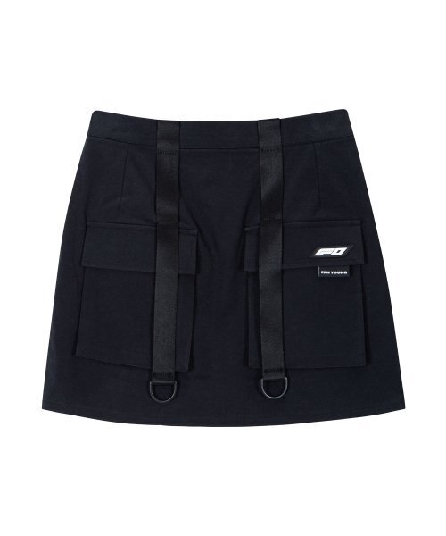 FANYOUNG(ファンヤング)の「ミッドライズストラップカーゴミニスカート(スカート・レディース・その他・SMALL/MEDIUM)」の4枚目の写真