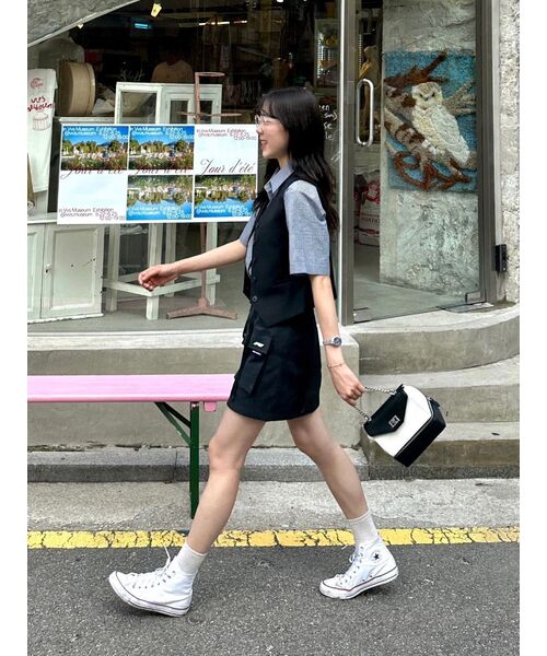 FANYOUNG(ファンヤング)の「ミッドライズストラップカーゴミニスカート(スカート・レディース・その他・SMALL/MEDIUM)」の10枚目の写真