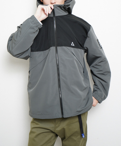 GERRY（ジェリー）の「GERRY ナイロンライクマウンテンパーカー（マウンテンパーカー・メンズ・ベージュ/カーキ系/ブラック/グレー・MEDIUM/LARGE/X-LARGE）」の6枚目の写真
