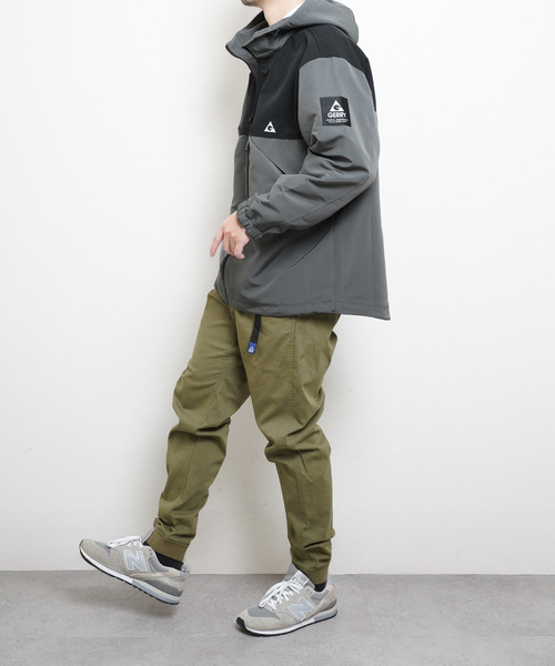 GERRY（ジェリー）の「GERRY ナイロンライクマウンテンパーカー（マウンテンパーカー・メンズ・ベージュ/カーキ系/ブラック/グレー・MEDIUM/LARGE/X-LARGE）」の12枚目の写真