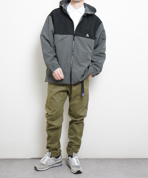 GERRY（ジェリー）の「GERRY ナイロンライクマウンテンパーカー（マウンテンパーカー・メンズ・ベージュ/カーキ系/ブラック/グレー・MEDIUM/LARGE/X-LARGE）」の13枚目の写真