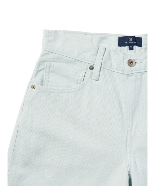 Levi's(リーバイス)の「Levi's/リーバイス BLUETAB(TM) EMBROIDERED BANDIT ショーツ ライトインディゴ(デニムパンツ・レディース・インディゴブルー・28inch/27inch/26inch/25inch/24inch/23inch)」の14枚目の写真