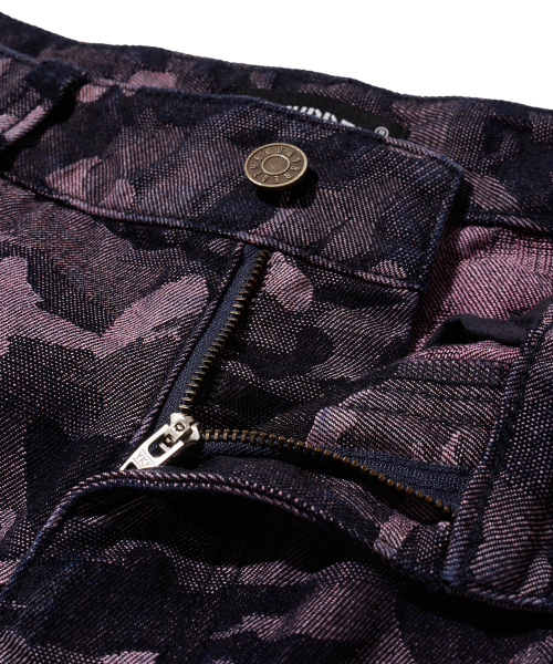 BROWNBREATH(ブラウンブレス)の「CAMO BIG POCKET DENIM PANTS - BURGUNDY(デニムパンツ・レディース・その他・S/M/L/XL)」の5枚目の写真