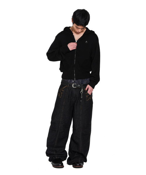 AAKAM(アーカム)の「Structure Contrast Knitted Zip-Up Hoodie (Black)(パーカー・レディース・その他・2/1)」の12枚目の写真