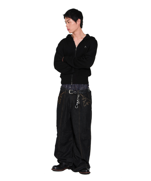 AAKAM(アーカム)の「Structure Contrast Knitted Zip-Up Hoodie (Black)(パーカー・レディース・その他・2/1)」の13枚目の写真