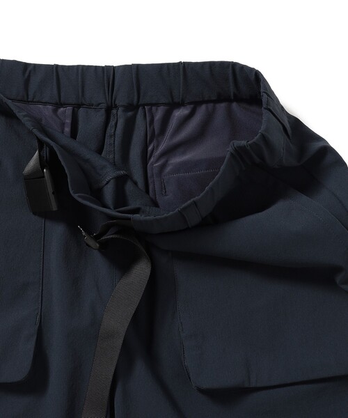 BEAMS GOLF(ビームスゴルフ)の「ORANGE LABEL / ストレッチ イージーショーツ(接触冷感・UVカット)(その他パンツ・メンズ・ベージュ/ネイビー/ブラック・X-LARGE/SMALL/MEDIUM/LARGE)」の17枚目の写真
