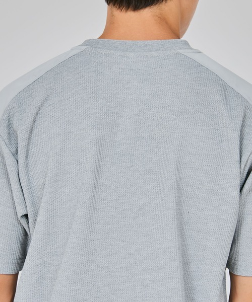 Champion(チャンピオン)の「【Champion/チャンピオン】メンズ スポーツ ショートスリーブTシャツ(Tシャツ/カットソー・メンズ・ブラック/ダークネイビー/ホワイト/グレー・X-LARGE/LARGE/MEDIUM)」の8枚目の写真