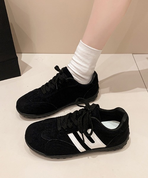 Teem Store(チームストア)の「【4色展開】【ヒョウ柄】軽量サイドライン レースアップスニーカー(スニーカー・レディース・ブラウン/ブラック/その他・M/L)」の1枚目の写真