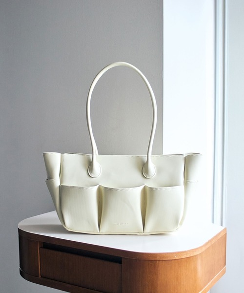 ADD CULUMN(アドカラム)の「(ADD CULUMN)PORTION M(トートバッグ・レディース・イエロー/ブラック・ONE SIZE)」の5枚目の写真