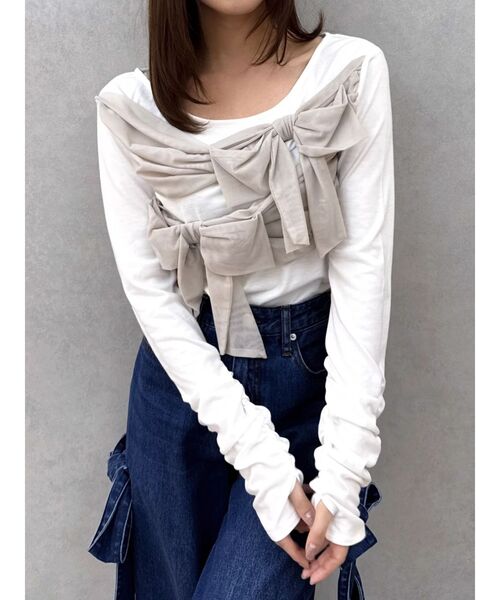 dazzlin(ダズリン)の「ラッピングリボンディティールカットソー(Tシャツ/カットソー・レディース・イエロー/オフホワイト/グレー/ブラック・FREE)」の2枚目の写真