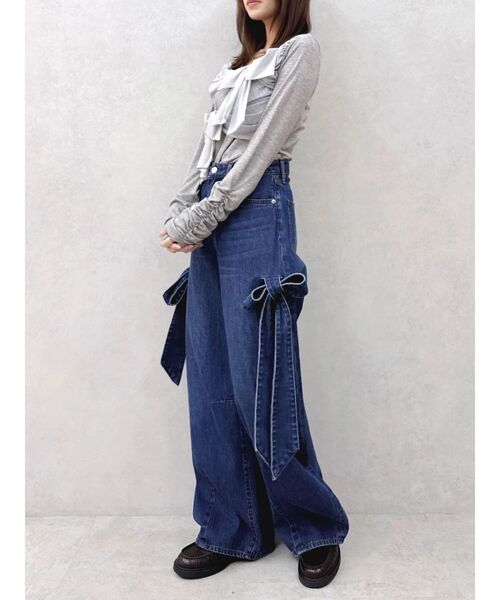 dazzlin(ダズリン)の「ラッピングリボンディティールカットソー(Tシャツ/カットソー・レディース・イエロー/オフホワイト/グレー/ブラック・FREE)」の13枚目の写真