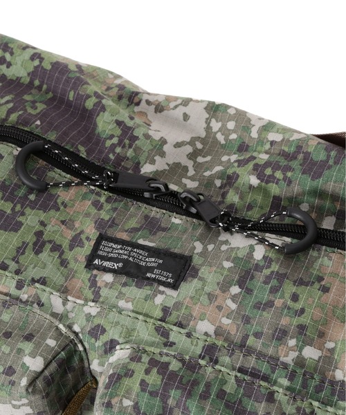 AVIREX(アヴィレックス)の「《直営店限定》REFLECT RIP BOAT SHAPED SHOULDER BAG / リフレクト リップ 舟形ショルダーバッグ / AVIREX / アヴィレックス(ショルダーバッグ・メンズ・グリーン系カモフラージュ/ブラック・FREE)」の14枚目の写真