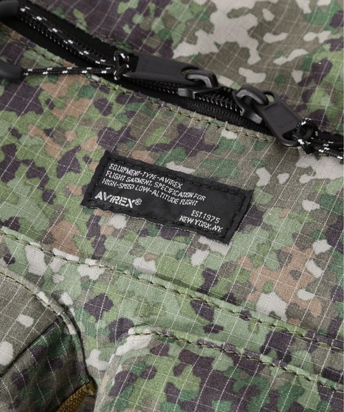 AVIREX(アヴィレックス)の「《直営店限定》REFLECT RIP BOAT SHAPED SHOULDER BAG / リフレクト リップ 舟形ショルダーバッグ / AVIREX / アヴィレックス(ショルダーバッグ・メンズ・グリーン系カモフラージュ/ブラック・FREE)」の15枚目の写真