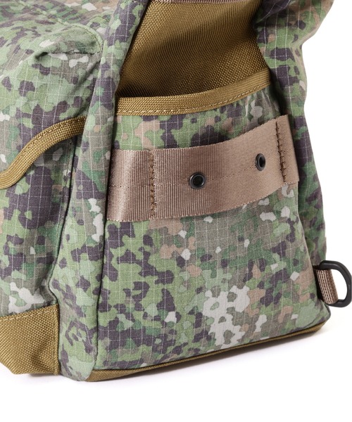 AVIREX(アヴィレックス)の「《直営店限定》REFLECT RIP BOAT SHAPED SHOULDER BAG / リフレクト リップ 舟形ショルダーバッグ / AVIREX / アヴィレックス(ショルダーバッグ・メンズ・グリーン系カモフラージュ/ブラック・FREE)」の21枚目の写真